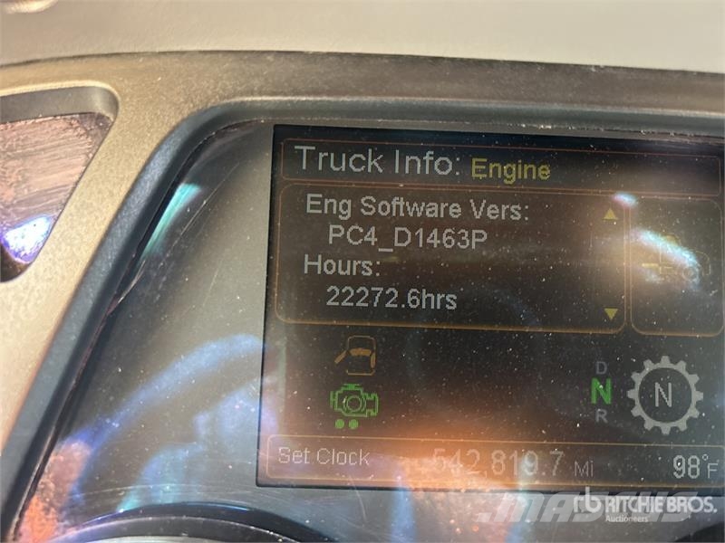 Peterbilt 579 Prime Movers