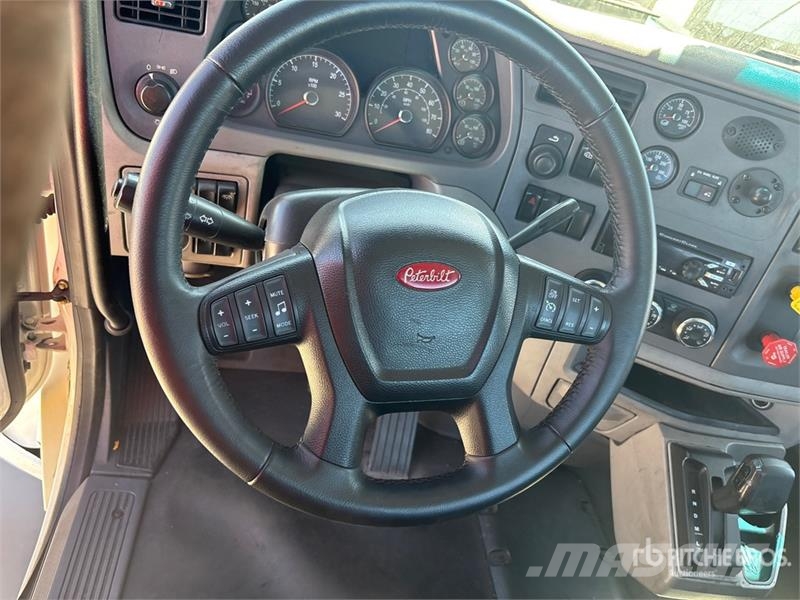 Peterbilt 579 Autotractoare