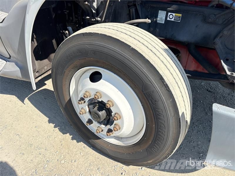 Peterbilt 579 Prime Movers