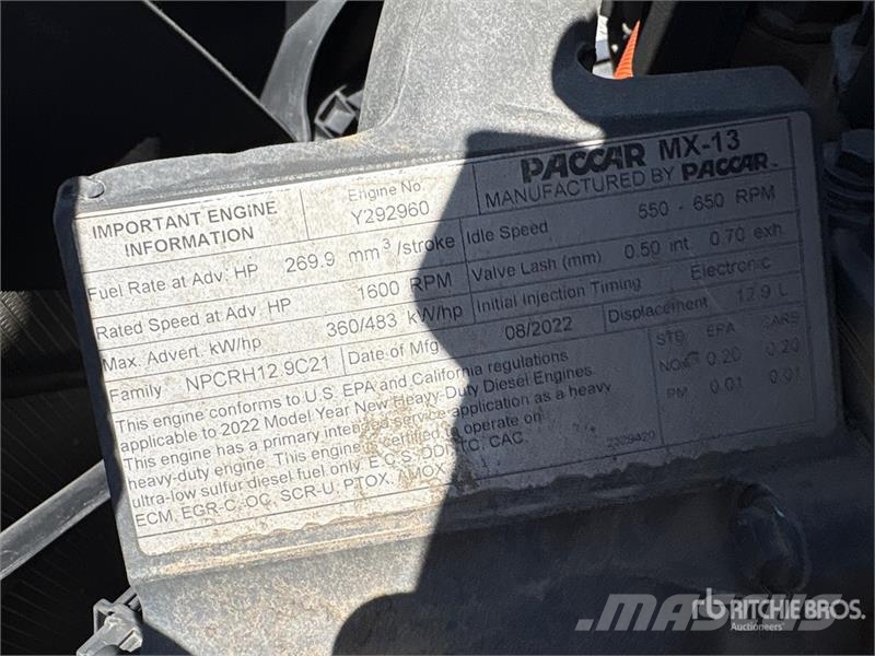 Peterbilt 579 中古トラクターヘッド | トレーラーヘッド