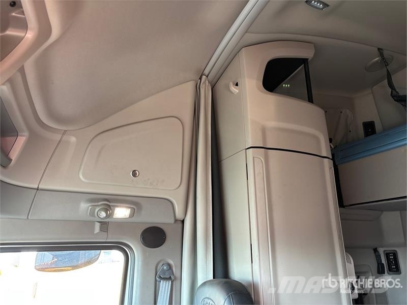 Peterbilt 579 Autotractoare