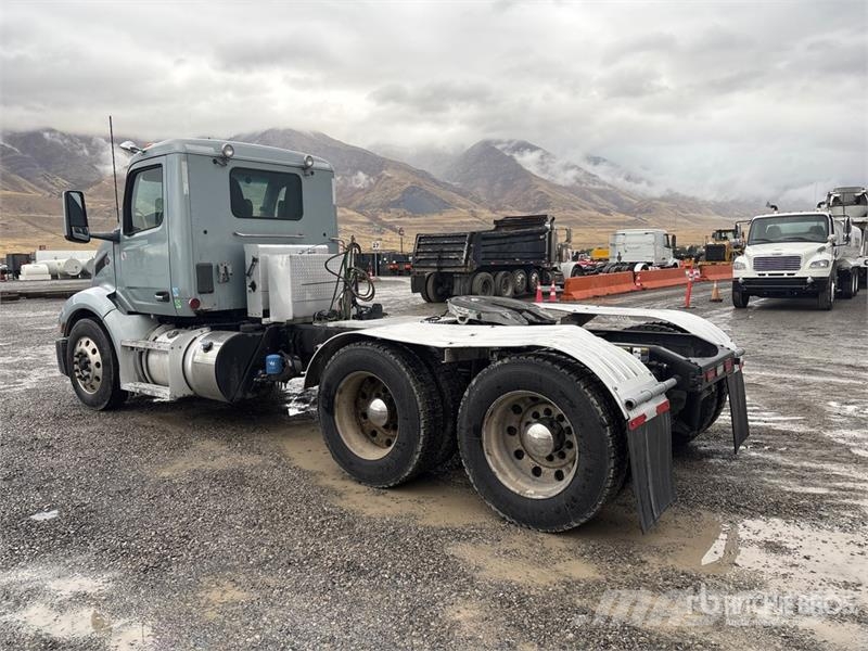Peterbilt 579 Vilcēji