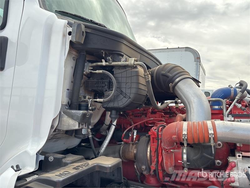 Peterbilt 579 4000 gal 6x4 Water Truck Water bowser