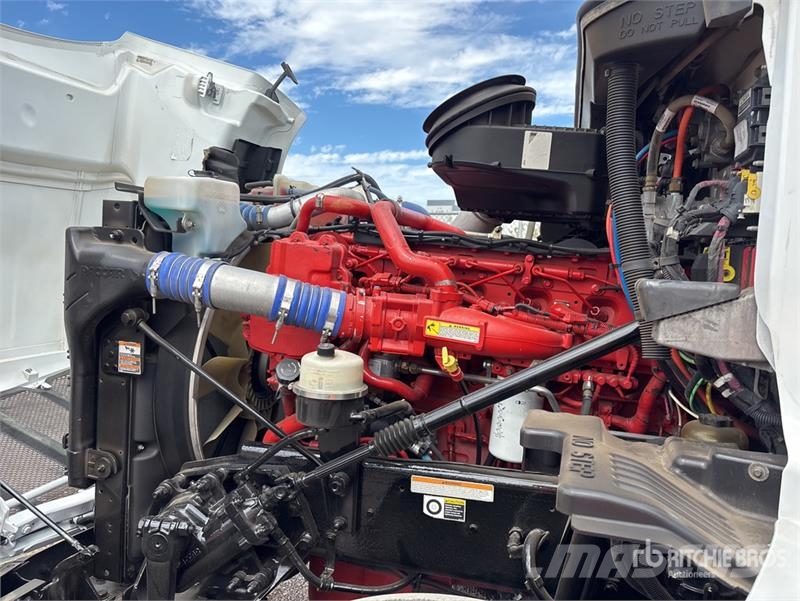Peterbilt 579 4000 gal 6x4 Water Truck Water bowser