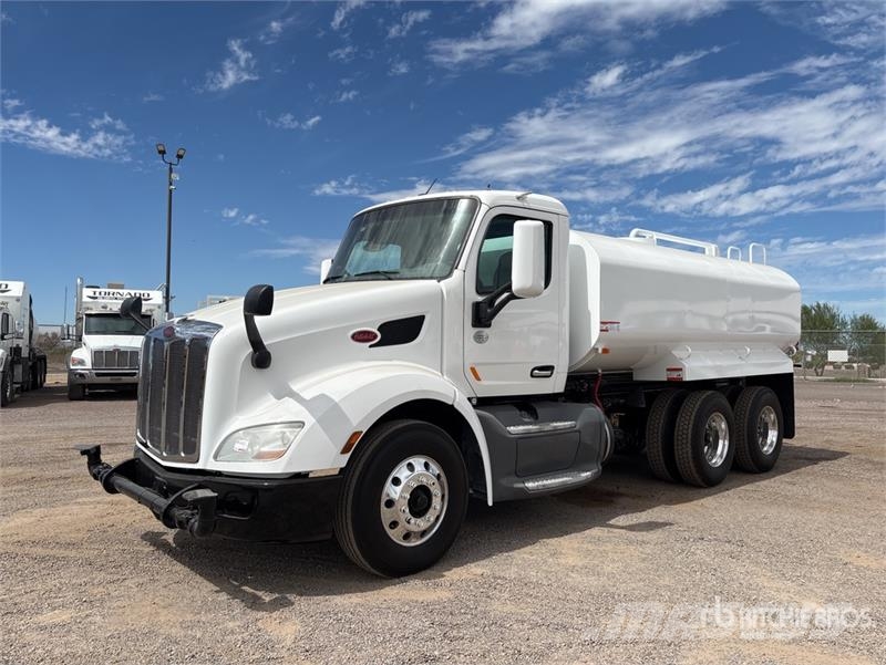 Peterbilt 579 4000 gal 6x4 Water Truck Water bowser