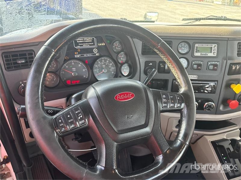 Peterbilt 579 4x2 S/A Day Cab Truck Tractor وحدات الجر