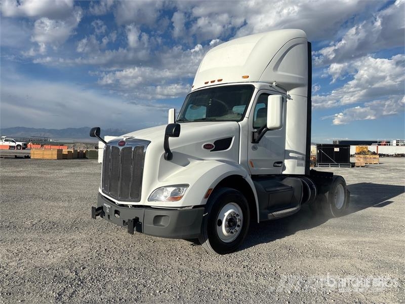 Peterbilt 579 4x2 S/A Day Cab Truck Tractor وحدات الجر