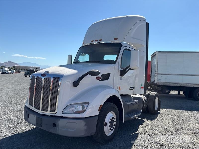 Peterbilt 579 4x2 S/A Day Cab Truck Tractor وحدات الجر