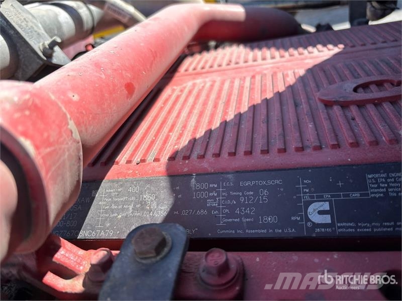 Peterbilt 579 4x2 S/A Day Cab Truck Tractor Tractor Units