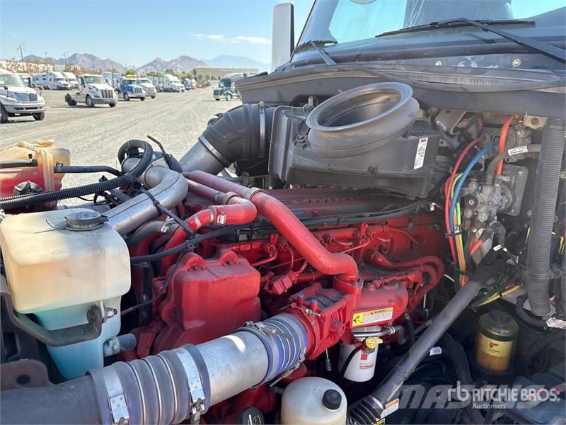 Peterbilt 579 4x2 S/A Day Cab Truck Tractor وحدات الجر