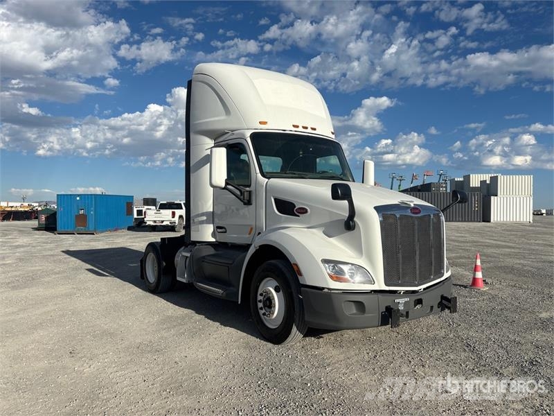 Peterbilt 579 4x2 S/A Day Cab Truck Tractor وحدات الجر