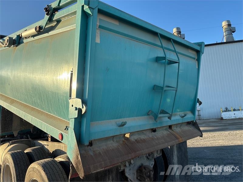 Peterbilt 579 6x4 T/A Dump Truck Tipper trucks