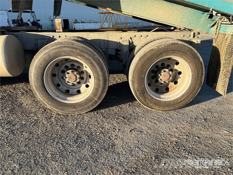 Peterbilt 579 6x4 T/A Dump Truck Tipper trucks