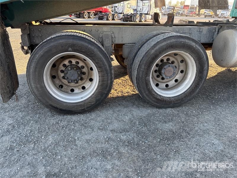 Peterbilt 579 6x4 T/A Dump Truck Tipper trucks