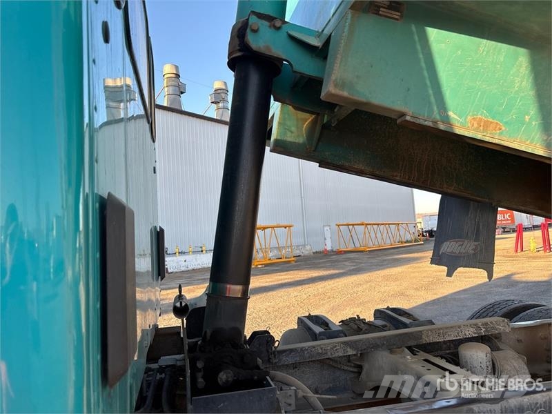 Peterbilt 579 6x4 T/A Dump Truck Tipper trucks