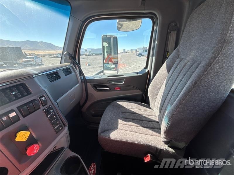 Peterbilt 579 Cab and Chassis Kabine in notranjost