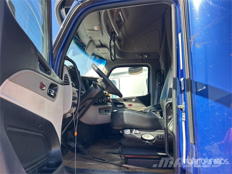 Peterbilt 6x4 T/A Sleeper Truck Tractor Sattelzugmaschinen