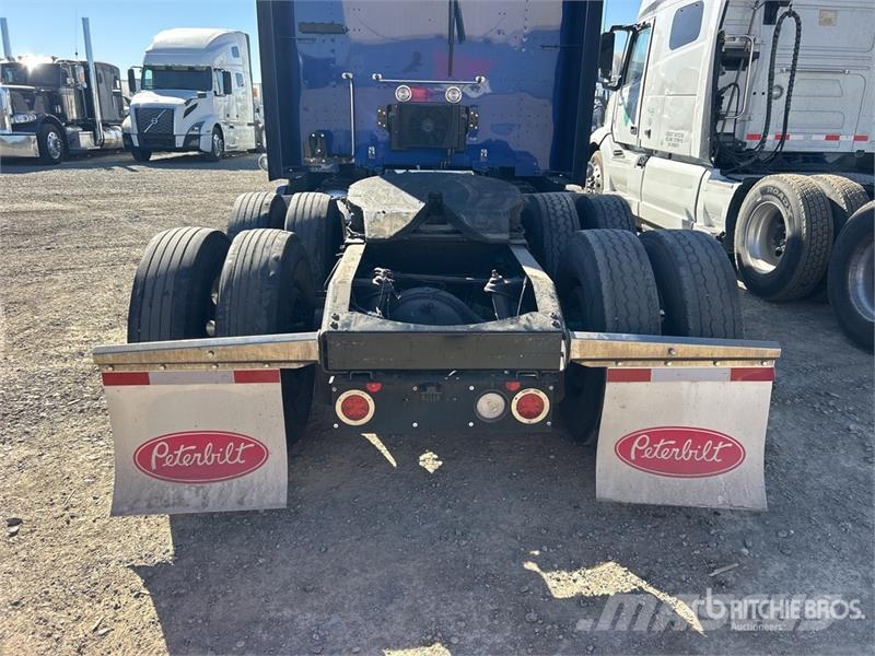 Peterbilt 6x4 T/A Sleeper Truck Tractor Sattelzugmaschinen