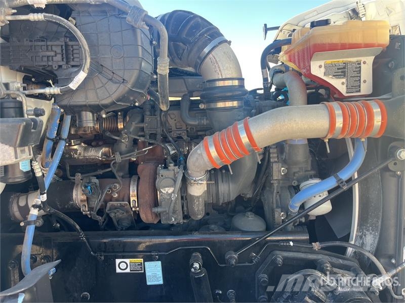 Peterbilt CAS FB22 Fat Boy on Peterbilt 567 12x4 Stone Spre ماكينات الحصاة والخرسانة