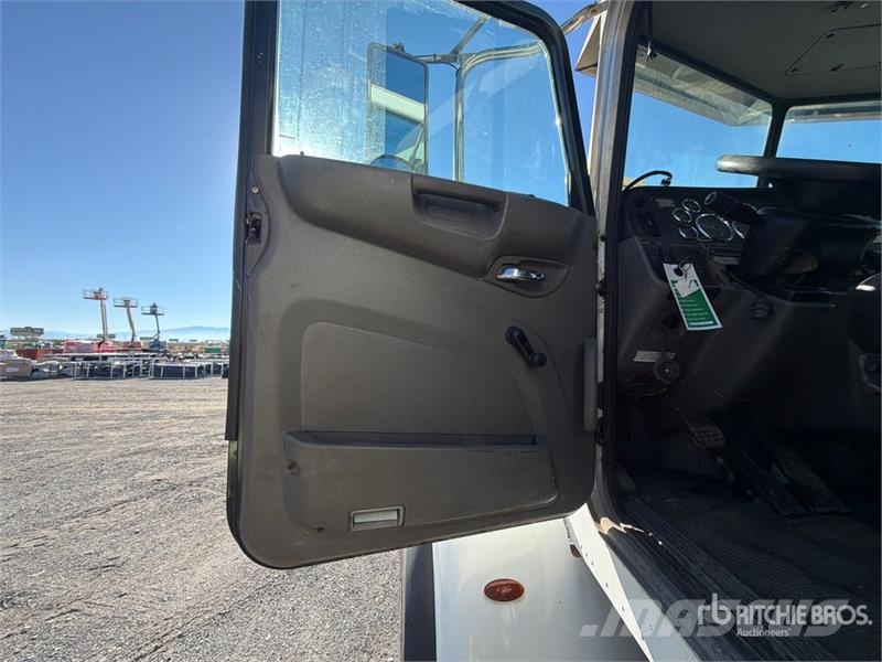 Peterbilt on Peterbilt 365 6x4 Vacuum Excavator Truck Vakuumski tovornjaki