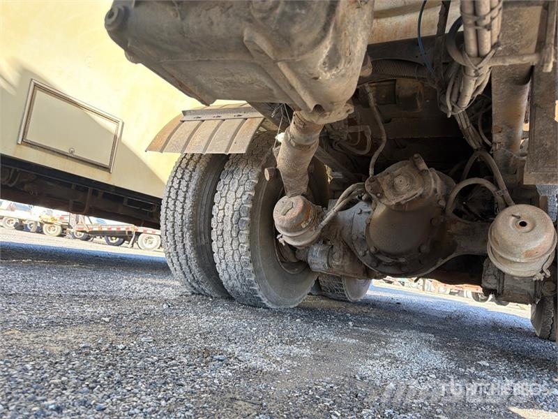 Peterbilt on Peterbilt 365 6x4 Vacuum Excavator Truck Vakuumski tovornjaki