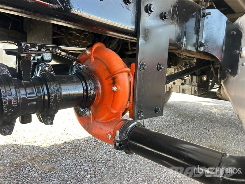 Peterbilt PB337 Vesisäiliöautot