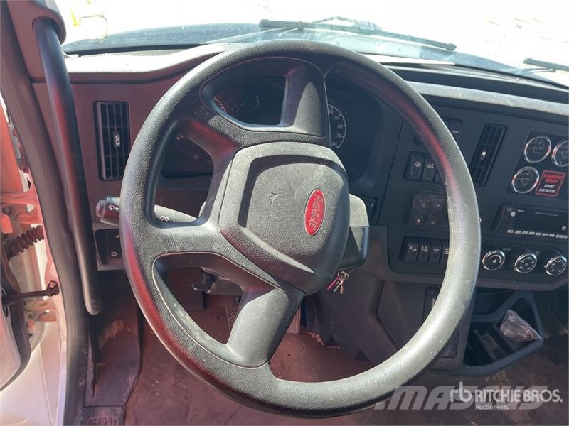 Peterbilt Tornado F3 Eco-Lite on Peterbilt 548 10x4 Vacuum Camiones aspiradores/combi