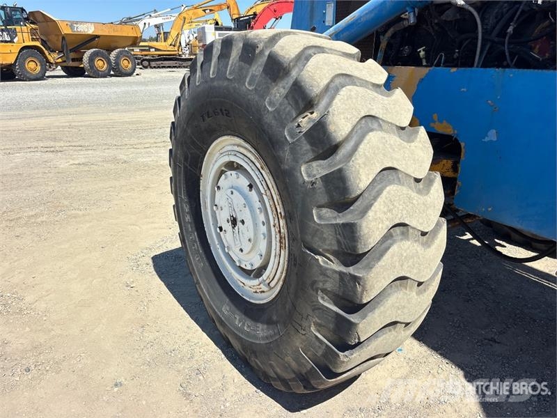 Pettibone 204 Rough terrain trucks