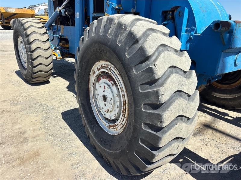 Pettibone 204 Rough terrain trucks