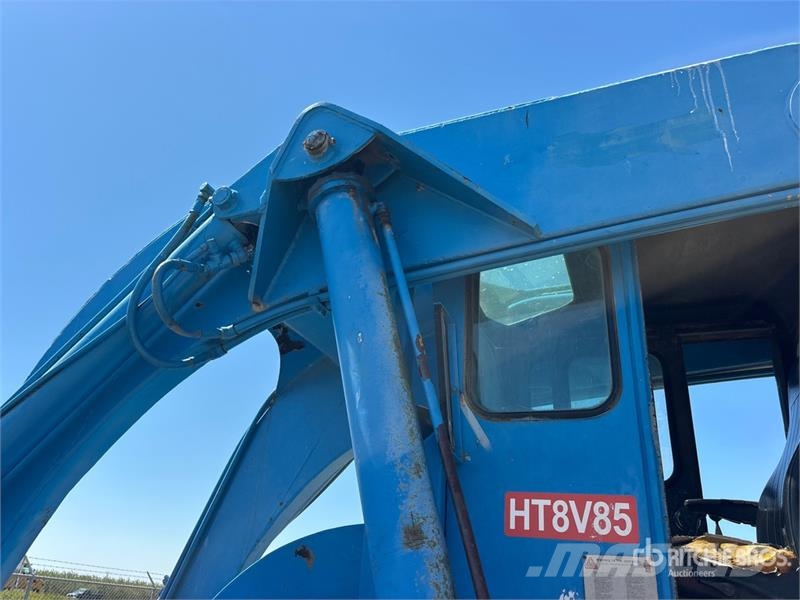 Pettibone 204 Rough terrain trucks