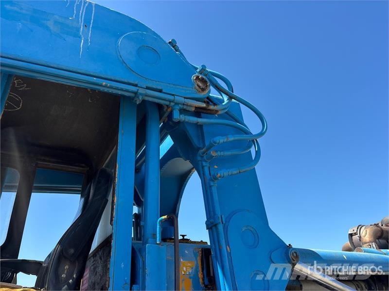 Pettibone 204 Rough terrain trucks