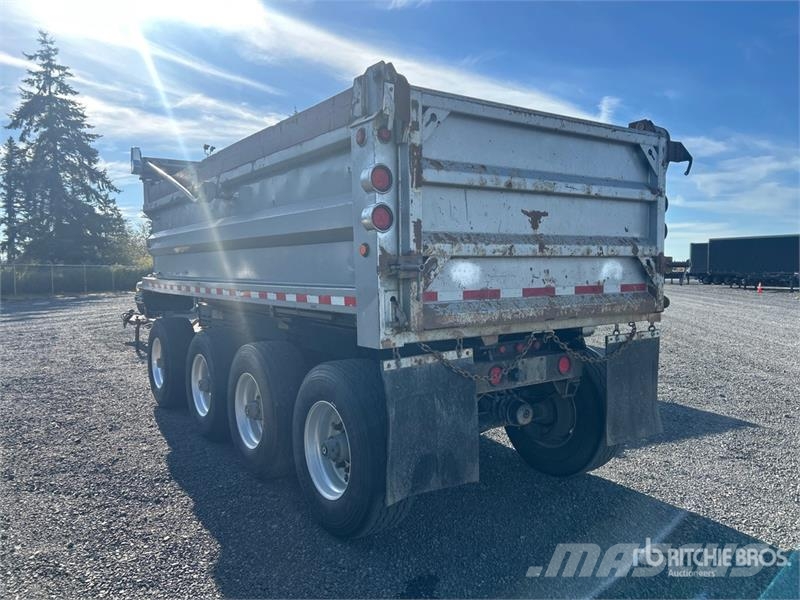 Pioneer 17 ft 6 in Quad/A Turntable Pup Dump Trailer Самоскиди