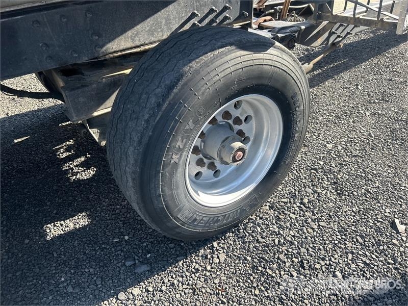 Pioneer 17 ft 6 in Quad/A Turntable Pup Dump Trailer Самоскиди