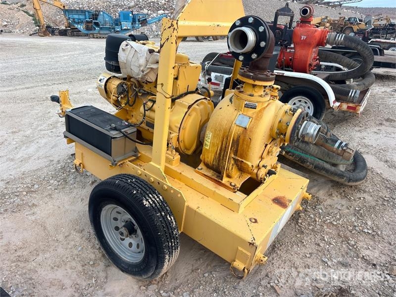 Pioneer Trailer-Mounted Water Pump Bombas de agua