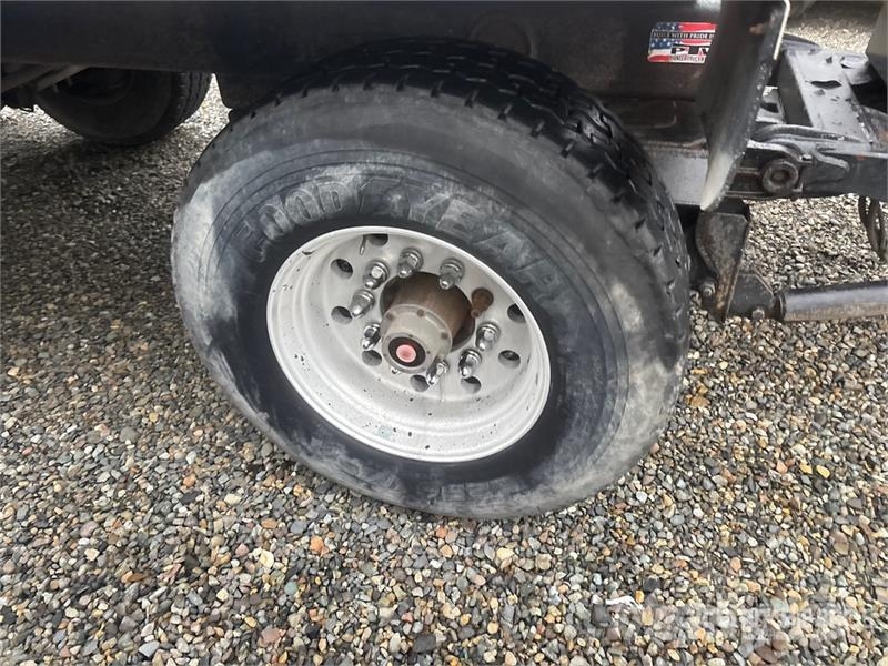 Pioneer Truckweld 15 ft 6 in Tri/A Turntable Pup Dump Trai Tipphengere