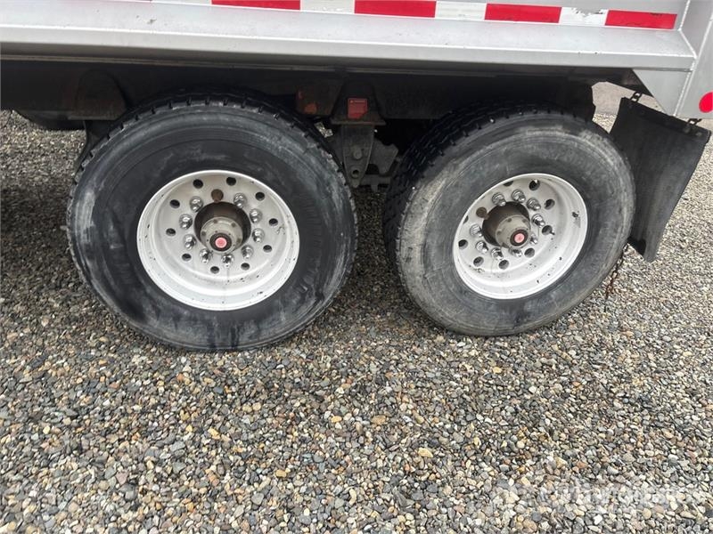 Pioneer Truckweld 15 ft 6 in Tri/A Turntable Pup Dump Trai Tipphengere