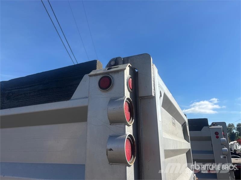 Pioneer Truckweld 15 ft 6 in Tri/A Turntable Pup Dump Trai Tipphengere