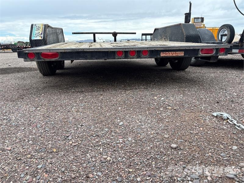 PJ 16 ft T/A Utility Trailer Citas piekabes