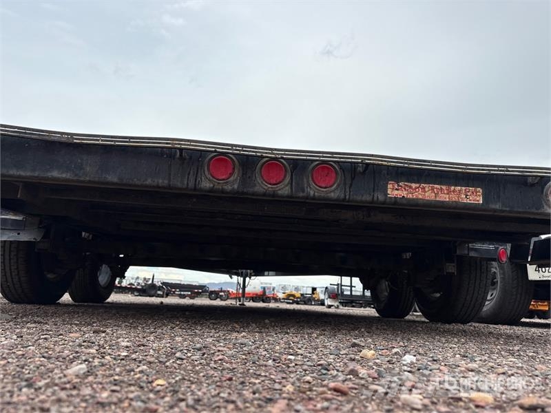 PJ 16 ft T/A Utility Trailer Citas piekabes