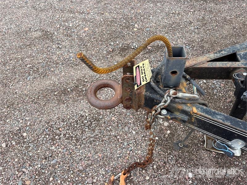 PJ 16 ft T/A Utility Trailer Citas piekabes