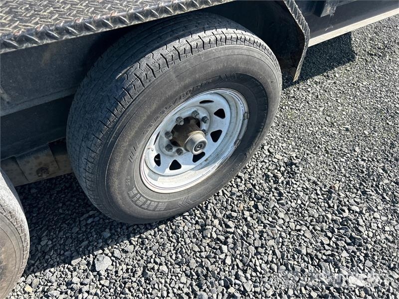 PJ Trailers Trailers 16 ft T/A Dump Utility Trailer Самоскиди