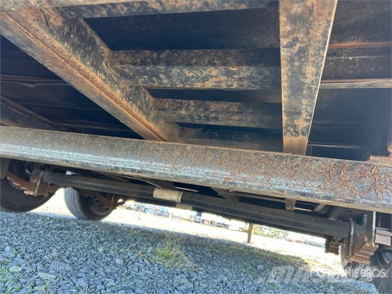 PJ Trailers Trailers 16 ft T/A Dump Utility Trailer Самоскиди