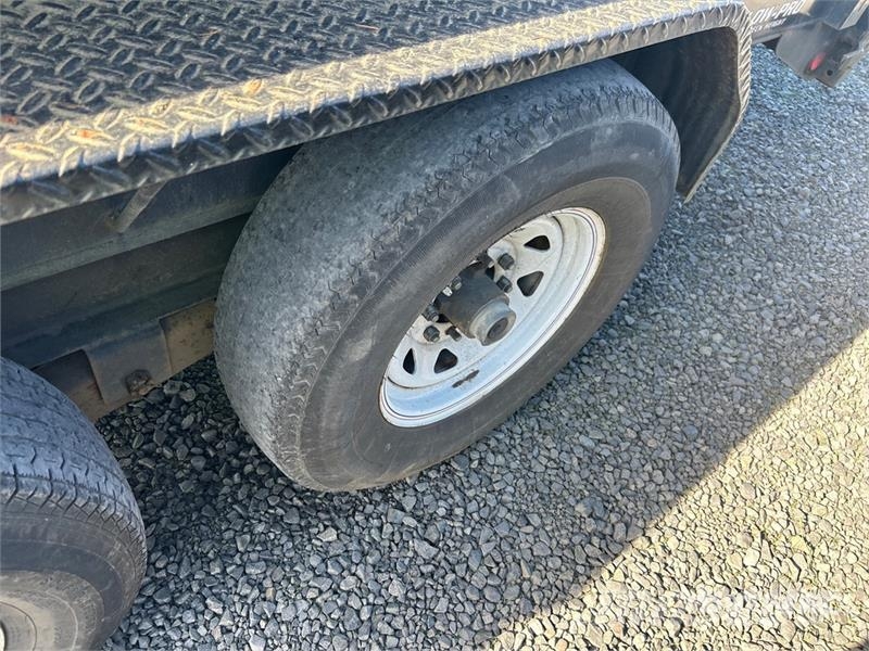 PJ Trailers Trailers 16 ft T/A Dump Utility Trailer Самоскиди