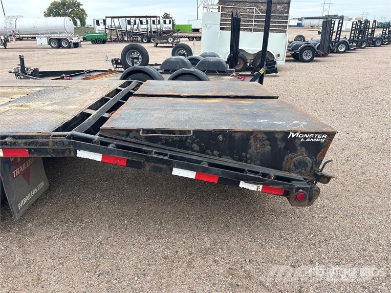 PJ Trailers Trailers 28 ft T/A Gooseneck Equipment Tr Prikolice za autotransportere