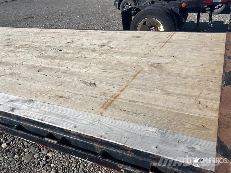 PJ Trailers Trailers 29 ft Tri/A Equipment Trailer Vehicle transport trailers