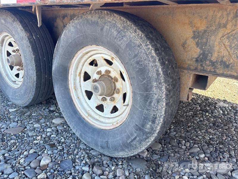 PJ Trailers Trailers 29 ft Tri/A Equipment Trailer Vehicle transport trailers