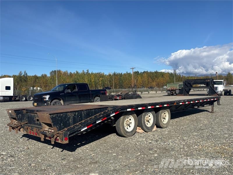 PJ Trailers Trailers 29 ft Tri/A Equipment Trailer Vehicle transport trailers