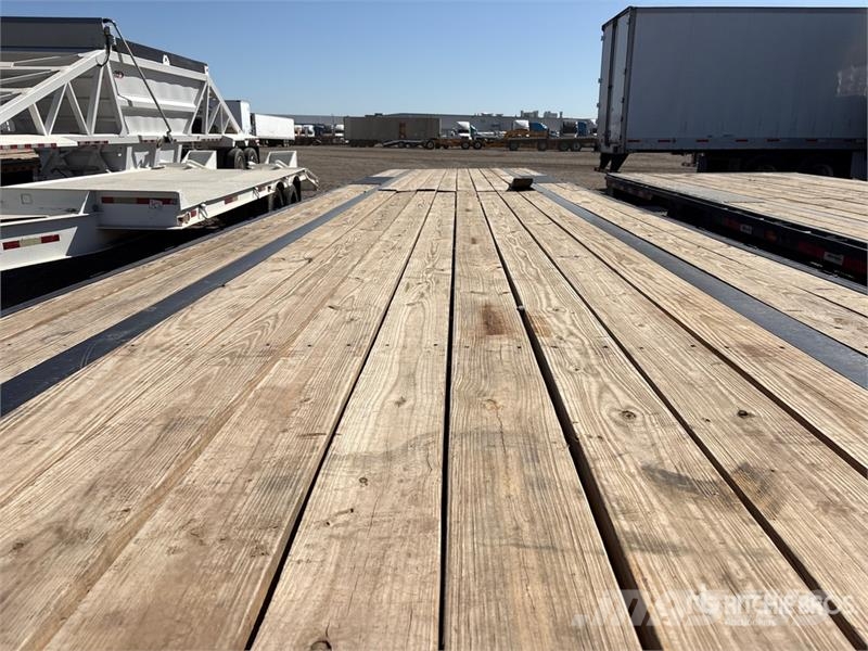 PJ Trailers Trailers LX402 40 ft T/A Gooseneck Equipm Autonkuljetusperävaunut