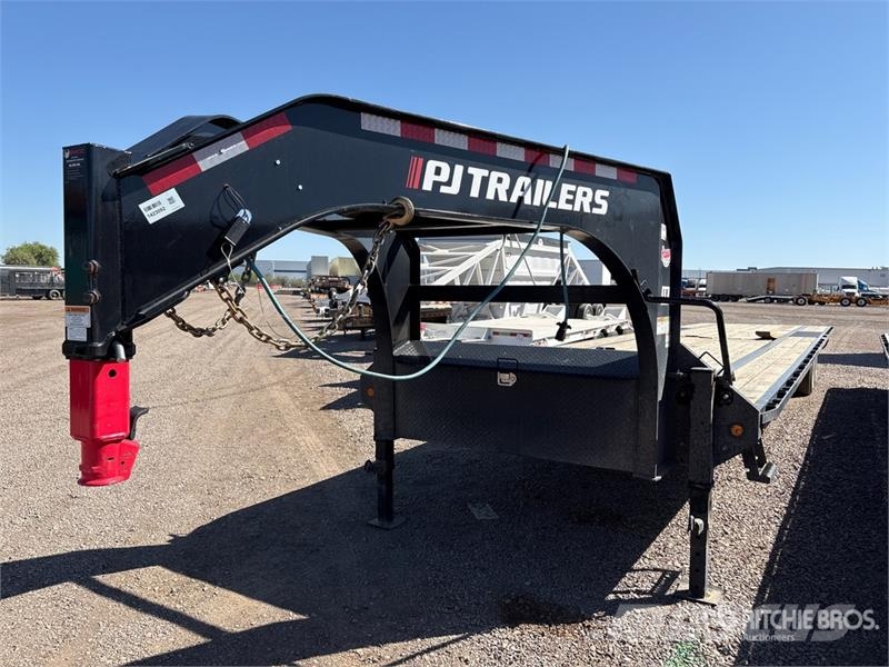 PJ Trailers Trailers LX402 40 ft T/A Gooseneck Equipm Autonkuljetusperävaunut