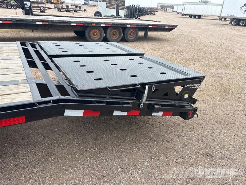 PJ Trailers Trailers LQ302 39 ft T/A Gooseneck Equipm Prikolice za autotransportere